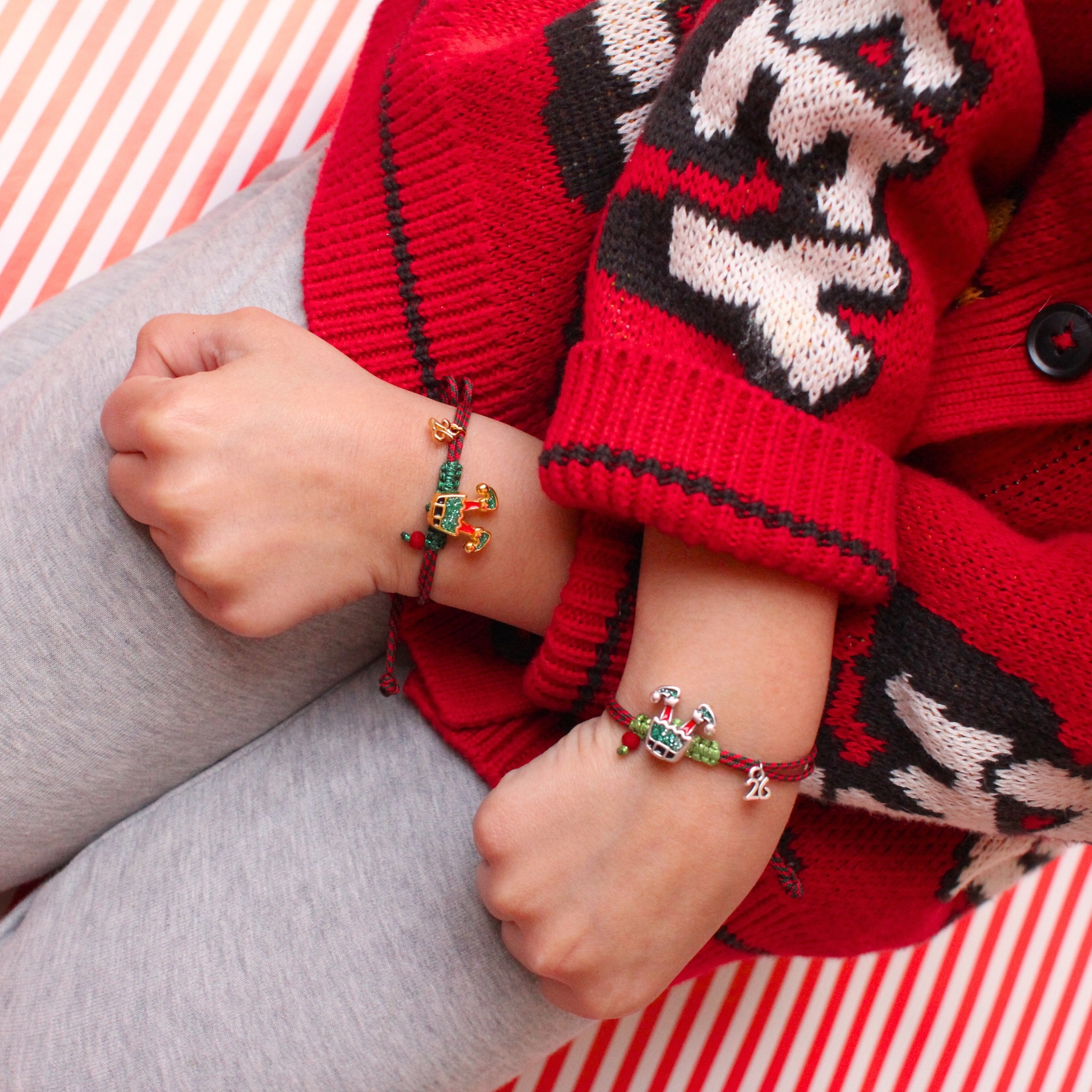 Simple Polaroid Photo Frame Summer Instagram Post (10)