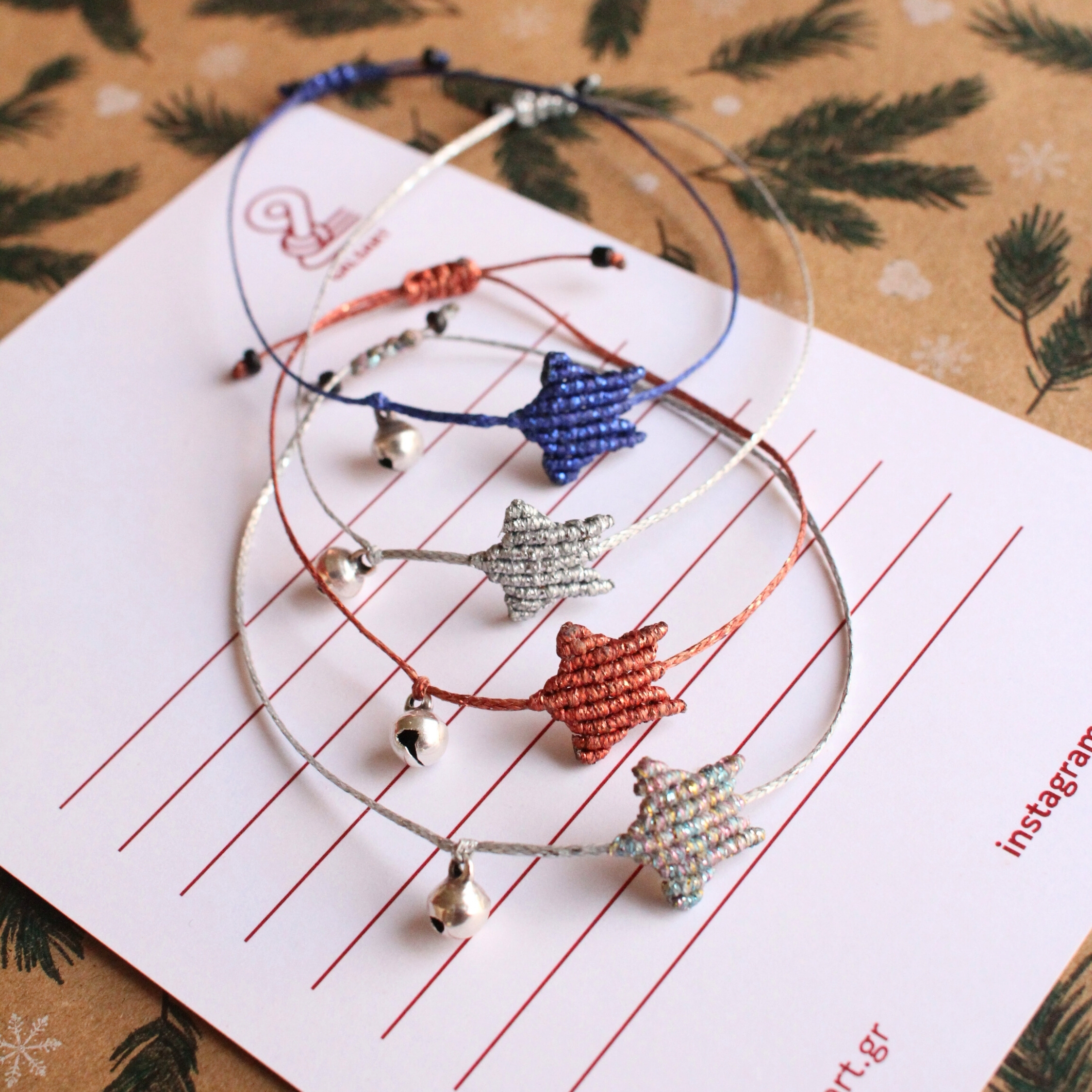 Simple Polaroid Photo Frame Summer Instagram Post (3)