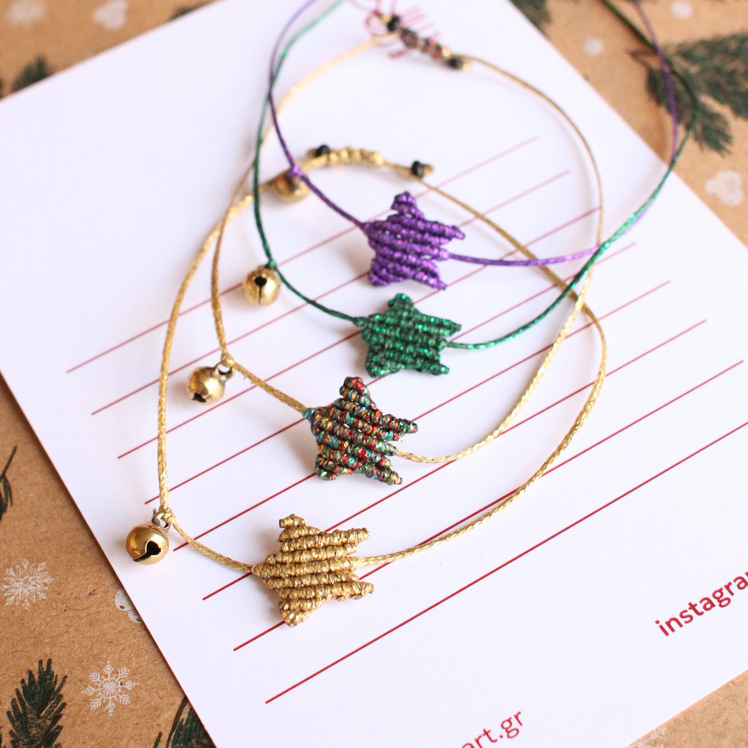 Simple Polaroid Photo Frame Summer Instagram Post (4)